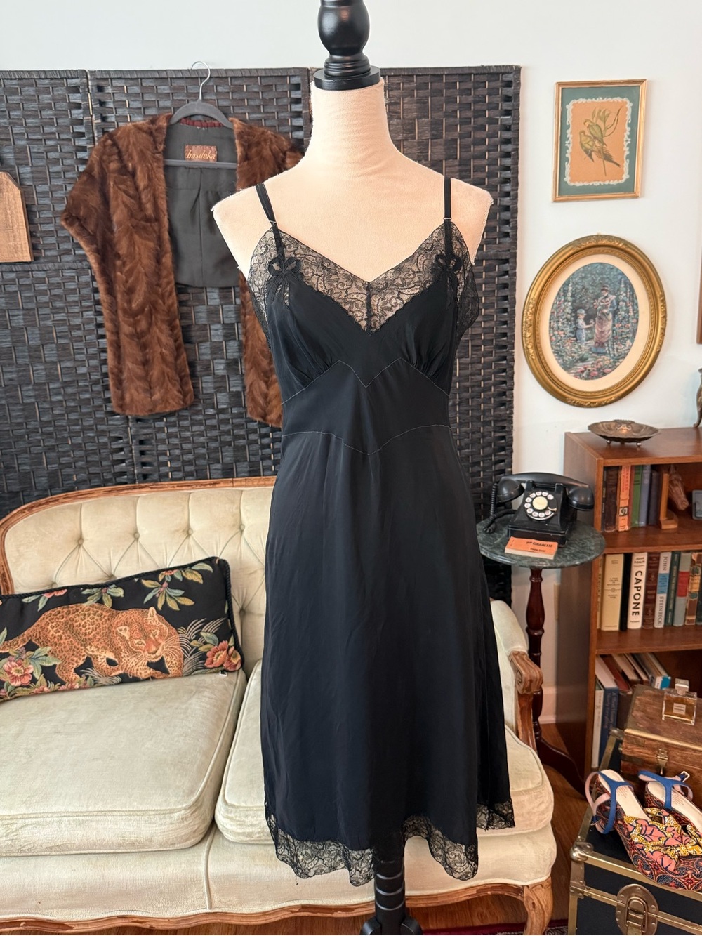 🎀 Vintage 1940s Black Lace Slip Dress Bias Cut Lingerie
